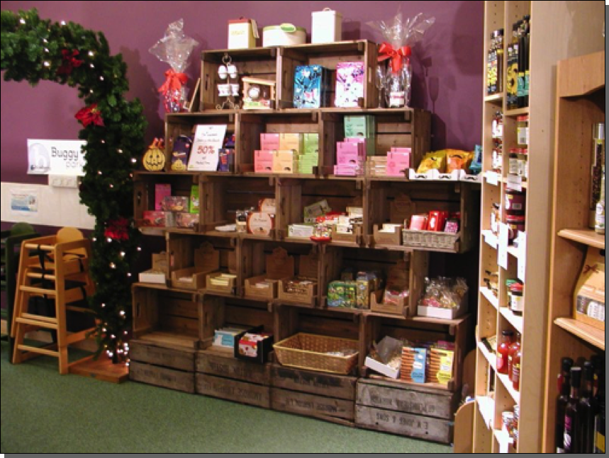     Repro bushel boxes used for 
display at Coolings

